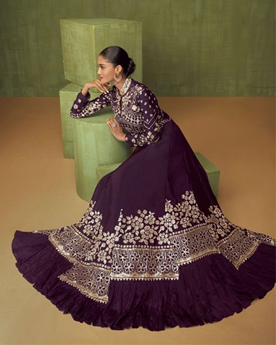 SAYUTI PRESENTS VIOLET D.N0 5205 INDIAN WOMEN THREAD EMBROIDERY PARTY WEAR DESIGNER ANARKALI GOWN SUIT